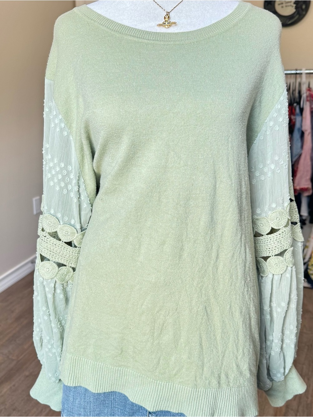 Light Sage Crochet-Detail Crewneck Cozy Fall Women’s 1X Long Sleeve Sweater